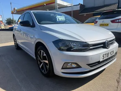 Used VW Polo Beats 65 HP (47 kW) 2018 Silver Hatchback