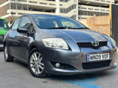 Used Toyota Auris
