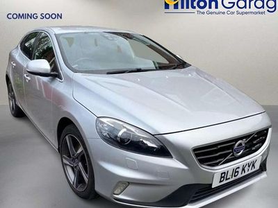 Used Volvo V40 R-Design 120 HP (88 kW) 2016 Silver Hatchback