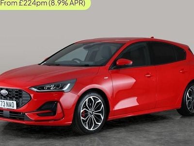 Used Ford Focus ST-Line X 125 HP (91 kW) 2023 Red Hatchback