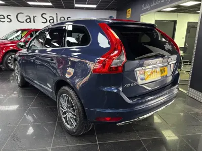 Used Volvo XC60 SE Lux 215 HP (158 kW) 2014 Blue SUV