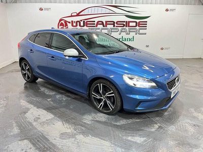 Used Volvo V40 R-Design Pro 120 HP (88 kW) 2017 Blue Hatchback