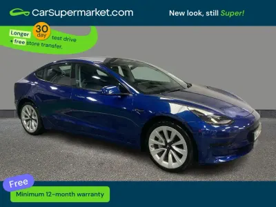 Usado Tesla Model 3 Standard Range 208 kW (283 CV) 2022 Azul Berlina