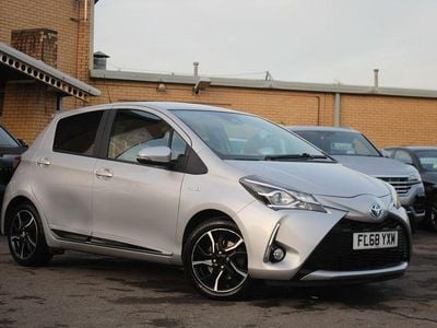 Silver Used 2018 Toyota Yaris Hybrid Design Hatchback | £10,885 (Fair price)