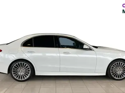 Used Mercedes C200 AMG Line Premium 200 HP (147 kW) 2025 White Sedan