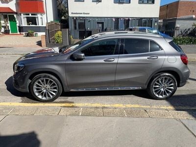 Mercedes GLA200