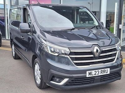 Begagnad Renault Trafic 130 HK (95 kW) 2023 Grå