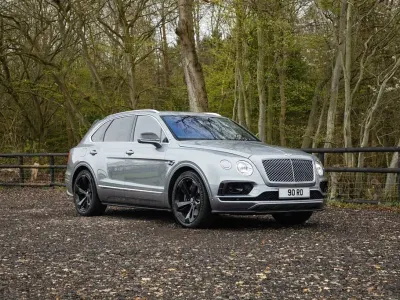 Used Bentley Bentayga 608 HP (447 kW) 2016 Grey SUV
