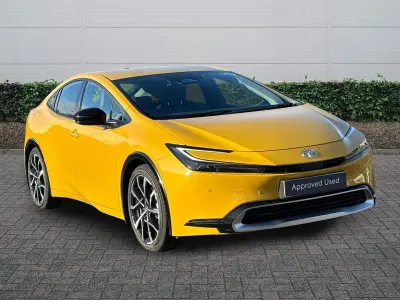 Used Toyota Prius 2025 Yellow Hatchback