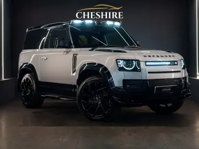 Used Land Rover Defender SE Dynamic 249 HP (183 kW) 2023 Silver SUV
