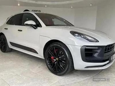 Used 2022 Porsche Macan SUV | £62,990 (Expensive)