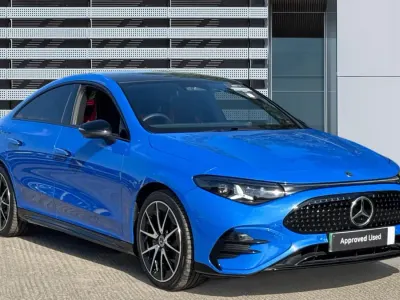 Begagnad Mercedes CLA 250+ AMG line 200 kW (272 HK) 2025 Blå Sedan