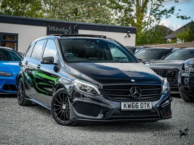 Begagnad Mercedes B200 AMG Line Premium Plus 2017 Svart Minibuss
