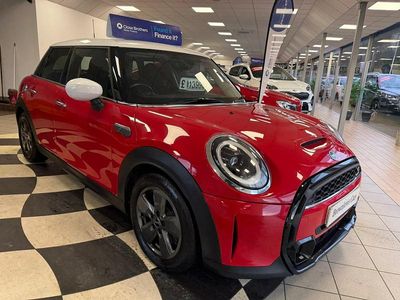 Red Used 2022 Mini Cooper S Classic Hatchback | £12,995 (Super price)