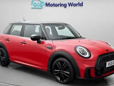 Used Mini Cooper Hatch 136 HP (100 kW) 2021 Red Hatchback