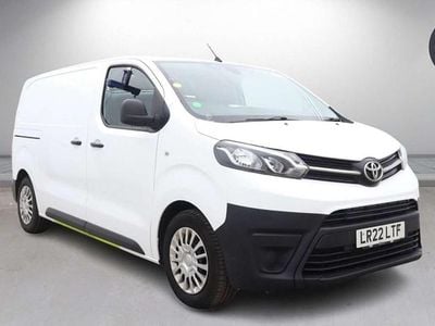 Used Toyota Proace 100 kW (136 HP) 2022 White MPV