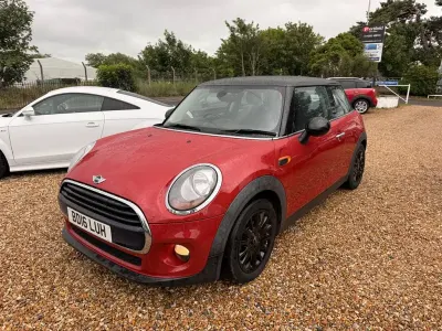 Used Mini Cooper Hatch 2016 Red Hatchback