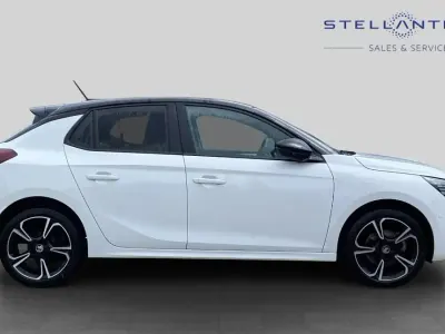 Używany Vauxhall Corsa S 99 KM (72 kW) 2024 Biały Hatchback