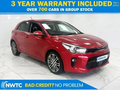 Used Kia Rio First Edition 118 HP (86 kW) 2017 Red Hatchback