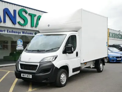 Used Peugeot Boxer 140 HP (102 kW) 2021 White Van