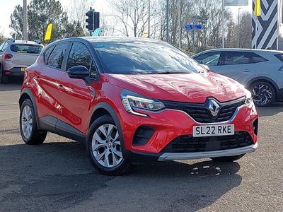 Second-hand Renault Captur Iconic 140 CP (102 kW) 2022 Roșu SUV