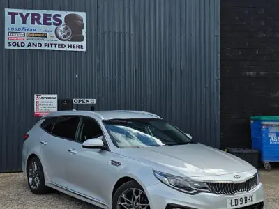 Used Kia Optima 134 HP (98 kW) 2019 Silver Estate