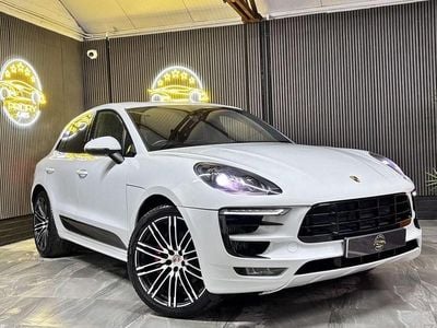 White Used 2016 Porsche Macan SUV | £26,990 (Fair price)