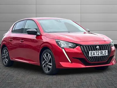 Gebraucht Peugeot 208 Allure+ 100 PS (73 kW) 2023 Rot Kleinwagen