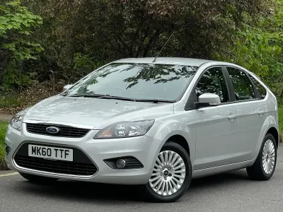 Used Ford Focus Titanium 2010 Silver Hatchback