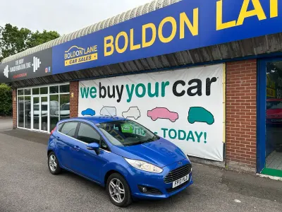 Used Ford Fiesta Zetec 82 HP (60 kW) 2013 Blue Hatchback