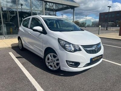 Used Vauxhall Viva 75 HP (55 kW) 2017 White Hatchback