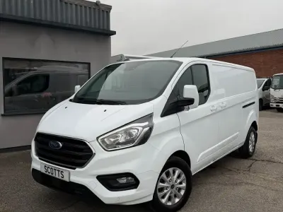 Usado Ford Transit Custom Limited 130 CV (95 kW) 2023 Blanco Van