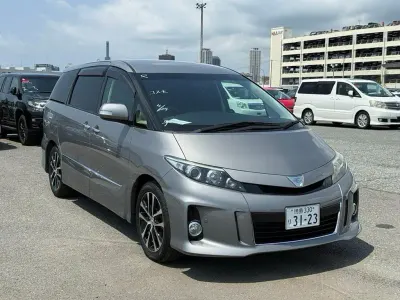 Used Toyota Estima Premium 2009 Black MPV
