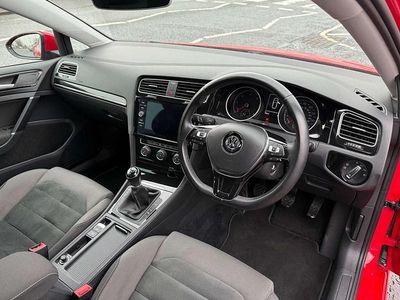 Used VW Golf VII GT 115 HP (84 kW) 2018 Red Hatchback