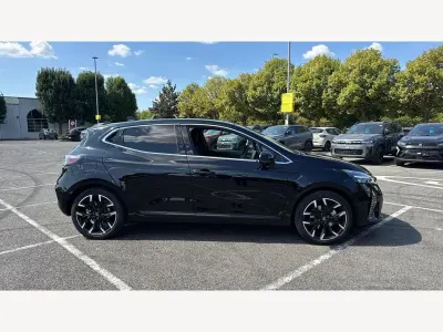 New Renault Clio Techno 143 HP (105 kW) 2026 Metallic  diamond black  Hatchback
