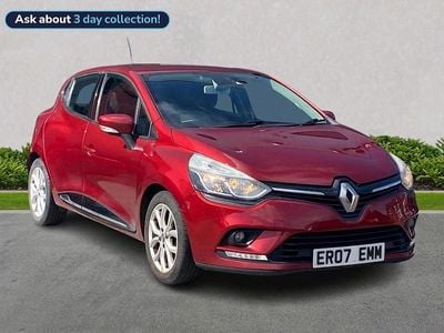 Used Renault Clio IV Dynamique 90 HP (66 kW) 2017 Red Hatchback