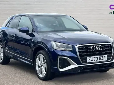 Second-hand Audi Q2 S-Line 150 CP (110 kW) 2023 Albastru SUV