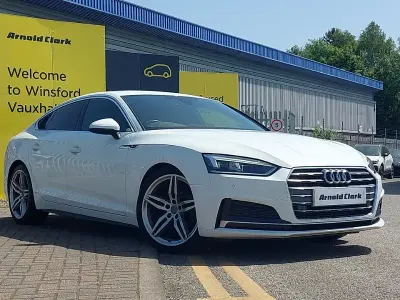 Usado Audi A5 S-Line 150 HP (110 kW) 2019 Branco Coupé