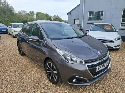 Second-hand Peugeot 208 S 82 CP (60 kW) 2019 Gri Hatchback