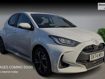 Used Toyota Yaris Hybrid Design 2024 White Hatchback