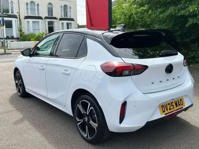 Used Vauxhall Corsa Ultimate 100 HP (73 kW) 2025 White Hatchback