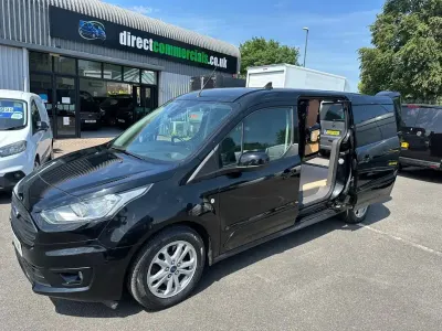 Begagnad Ford Transit Connect Limited 120 HK (88 kW) 2020 Svart Minibuss