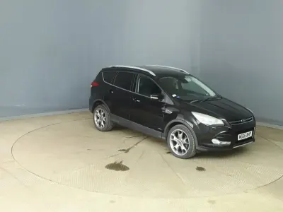 Usado Ford Kuga Titanium X 150 HP (110 kW) 2016 Preto SUV