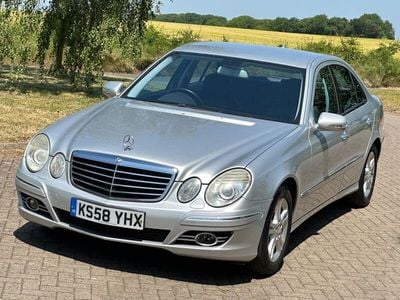 Used Mercedes E220 Avantgarde 170 HP (125 kW) 2008 Silver Sedan