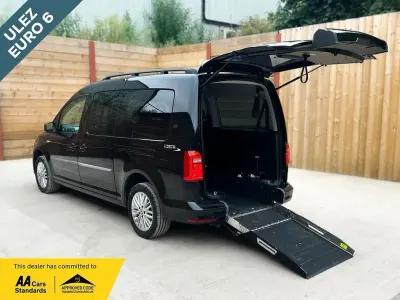 Used VW Caddy Maxi Life 2018 Black MPV