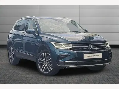 Used VW Tiguan Elegance 245 HP (180 kW) 2023 Blue SUV