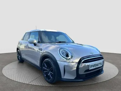 Usado Mini Cooper Exclusive 2023 Cinzento Citadino
