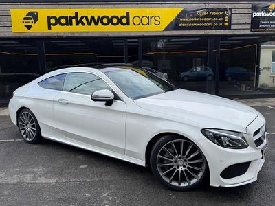 Begagnad Mercedes C250 AMG Line Premium Plus 2016 Vit Sportkupé