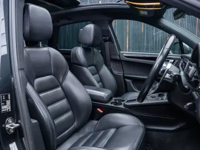 Used Porsche Macan 354 HP (260 kW) 2019 Grey SUV