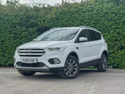Used Ford Kuga Titanium 180 HP (132 kW) 2019 White SUV